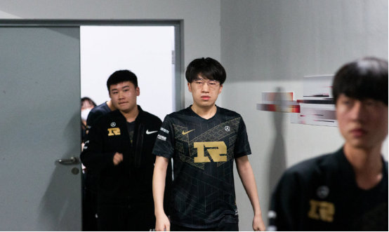 败了罗马尼 败了罗马尼