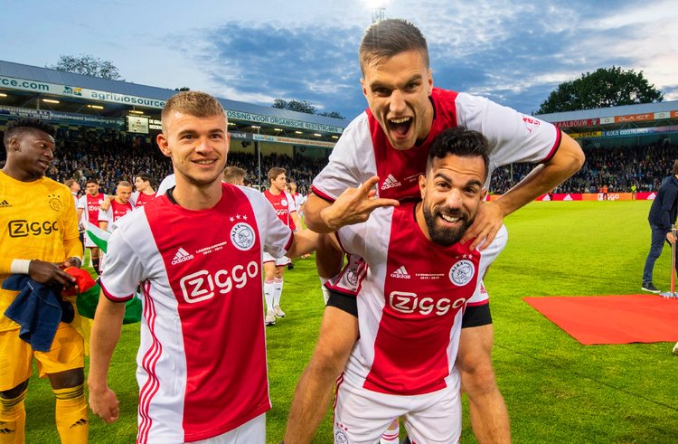 中寻找突破 中寻找突破